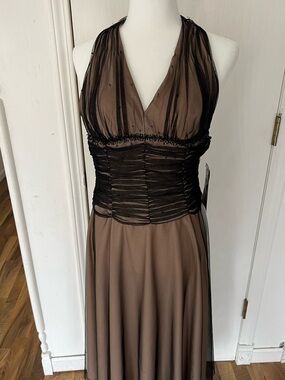 JS Boutique Beige. Sheet black overlay Halter Dress with rhinestones, size 8 NWT